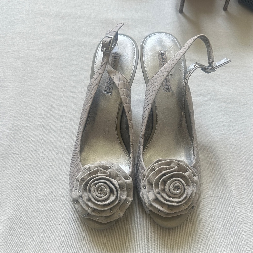 Bandolino Silver Floral Slingback Heels